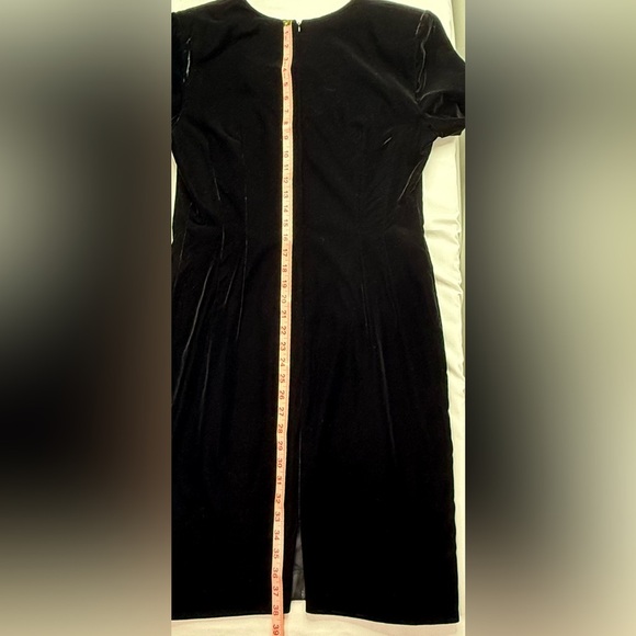 Maggy London Vintage Velvet Dress Short Sleeves Square Neck Size 12 - Picture 9 of 9